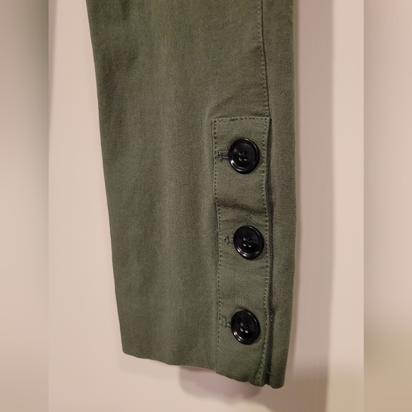 Banana Republic Sloan stretch Green women's pants with buttons on legs - Picture 2 of 6